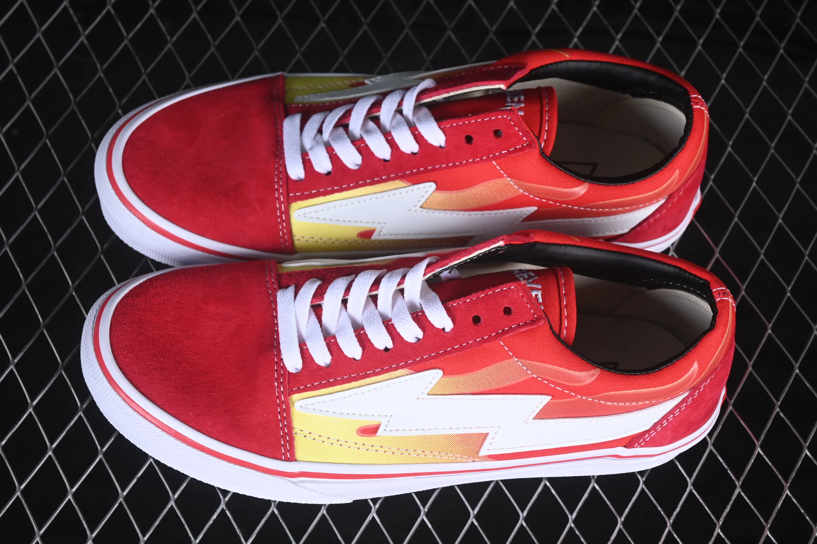 All categories Vans Vans series Vans Low Vans low-top Revenge x Storm Old Skool Lightning joint low-top casual sneakers Red Flame